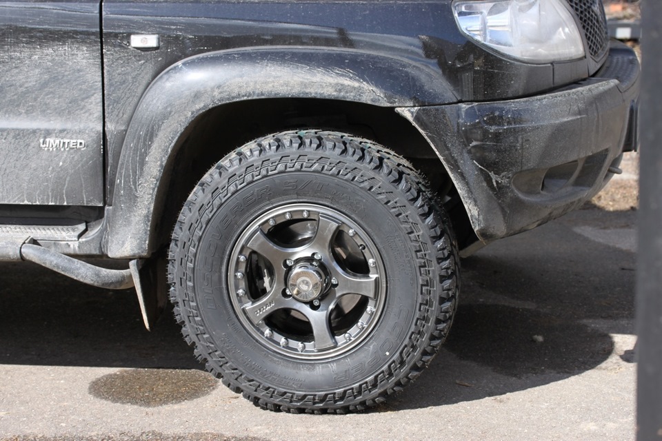 Летняя резина Cooper Discoverer S/T Maxx 235/85 R16 + диски Скад Титан ...