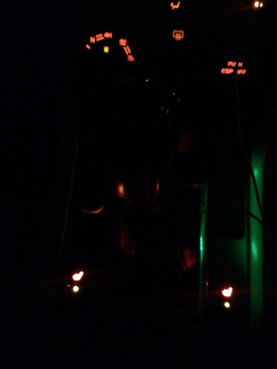 Сгорели 2 лампочки на подогреве сидений! — Suzuki Grand Vitara (2G), 2 ...