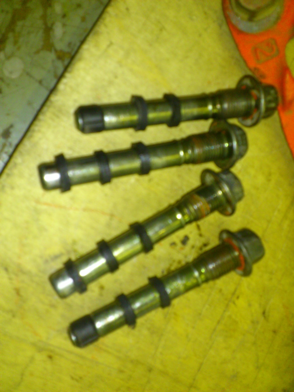 Устранение стука задних суппортов. — Mitsubishi Lancer IX, 1,6 л, 2006 ...