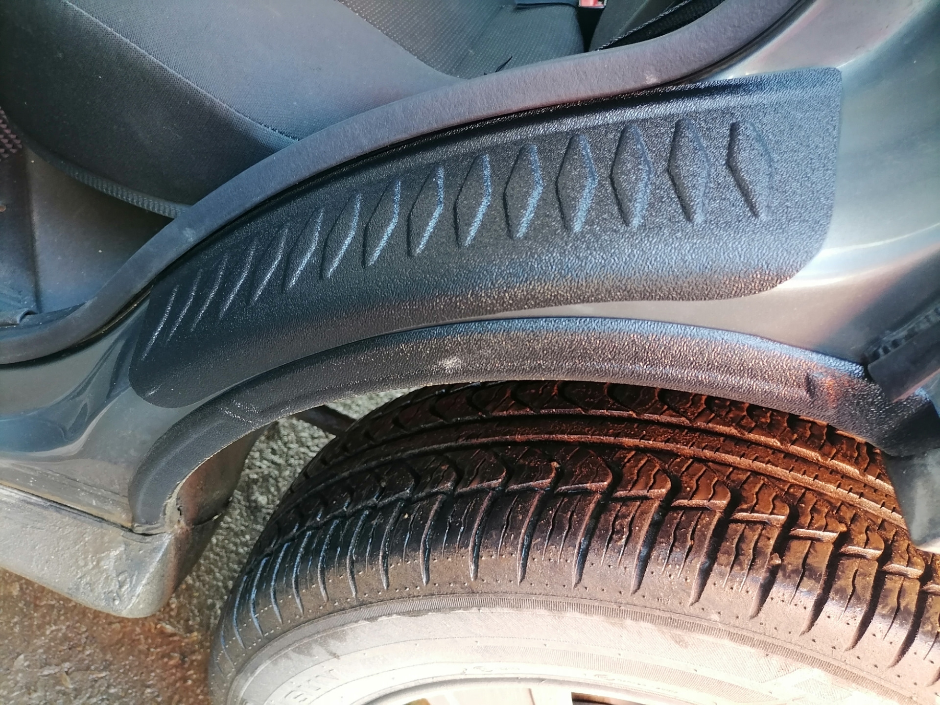 Накладки на пороги и реактивные тяги Сэви Экстрим — Chevrolet Niva GLX ...