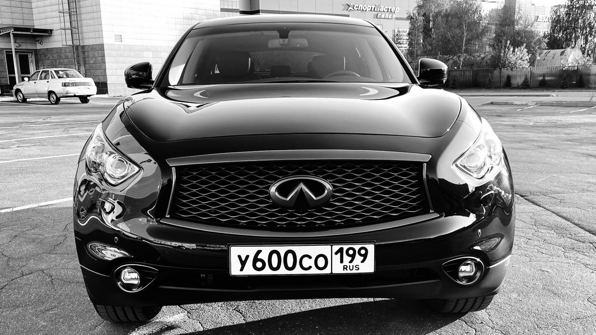 Infiniti QX70 3.7 бензиновый 2015 | 