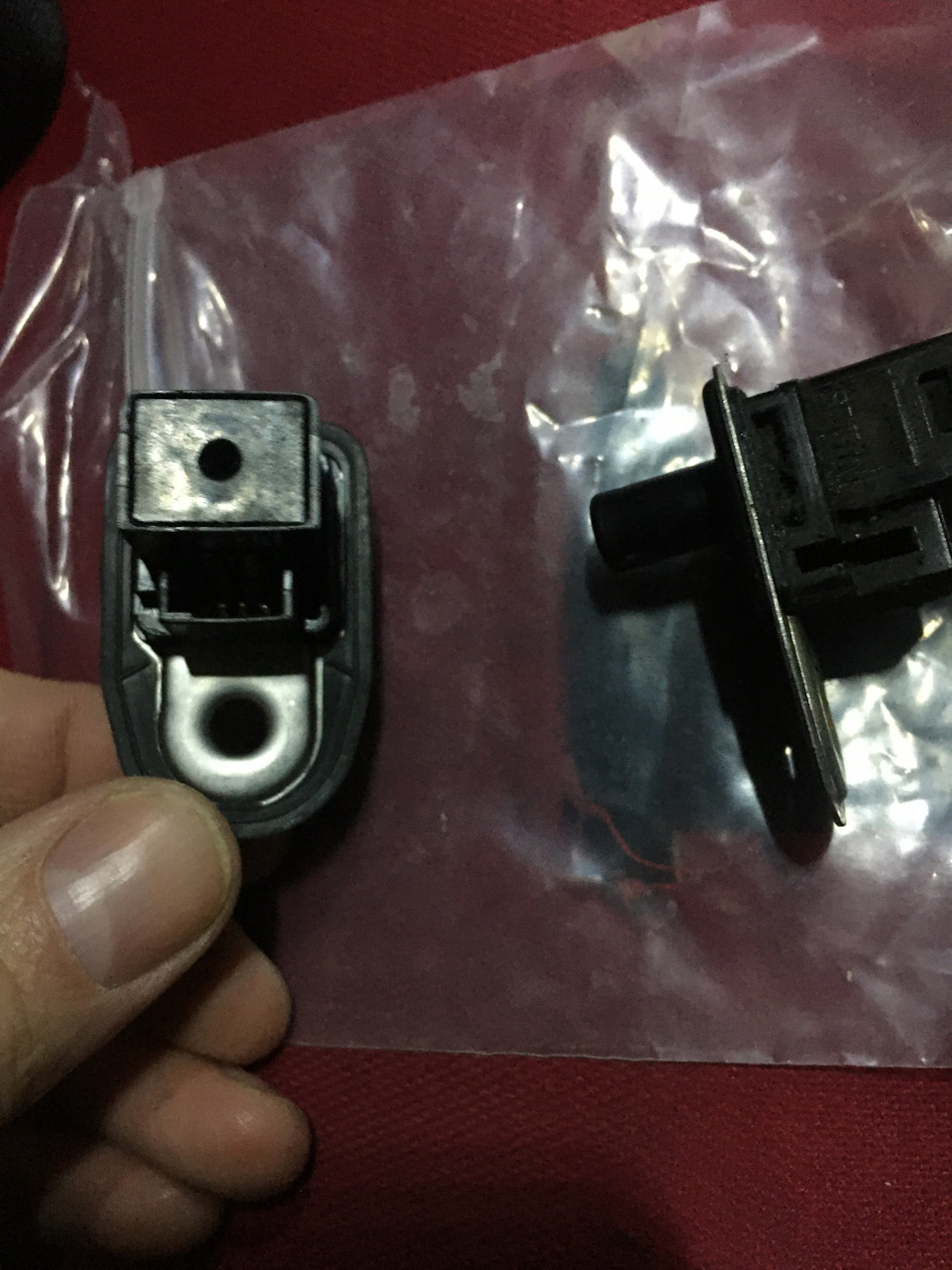 Замена концевика двери Субару трибека — Subaru Tribeca B9, 3 л, 2006 ...