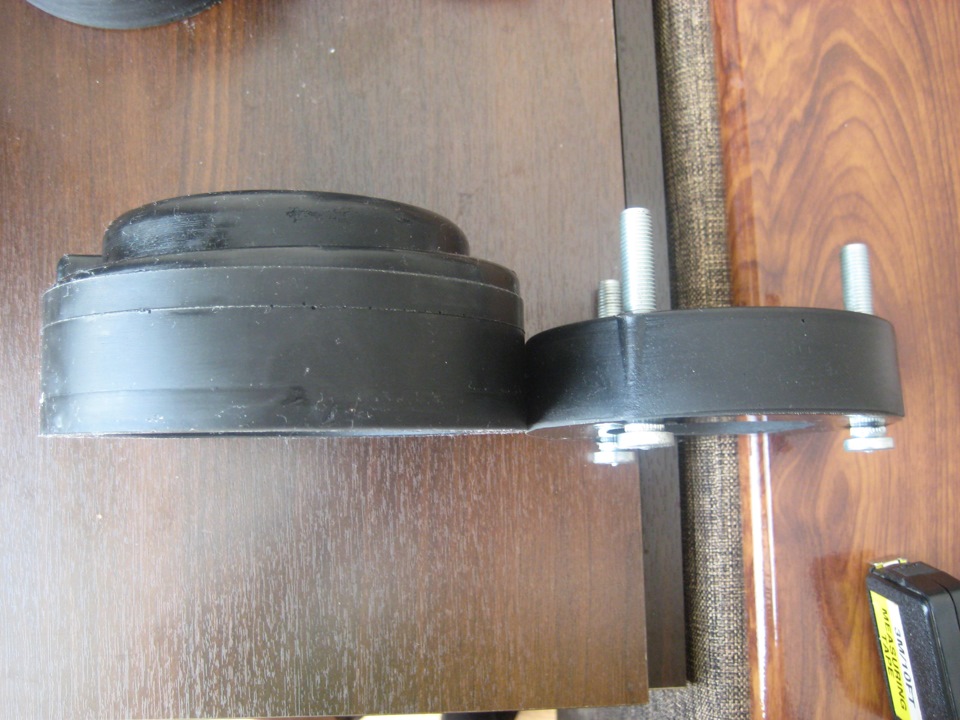 проставочки в 30 мм — KIA Sorento (1G)