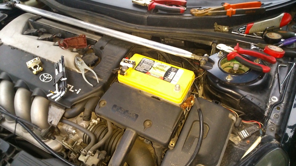 Сменил саб на сандаль ))) — Toyota Celica (230), 1,8 л, 2001 года ...