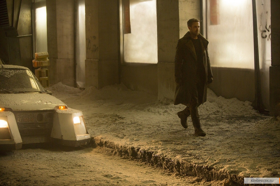 Бегущий по лезвию 2049 машина