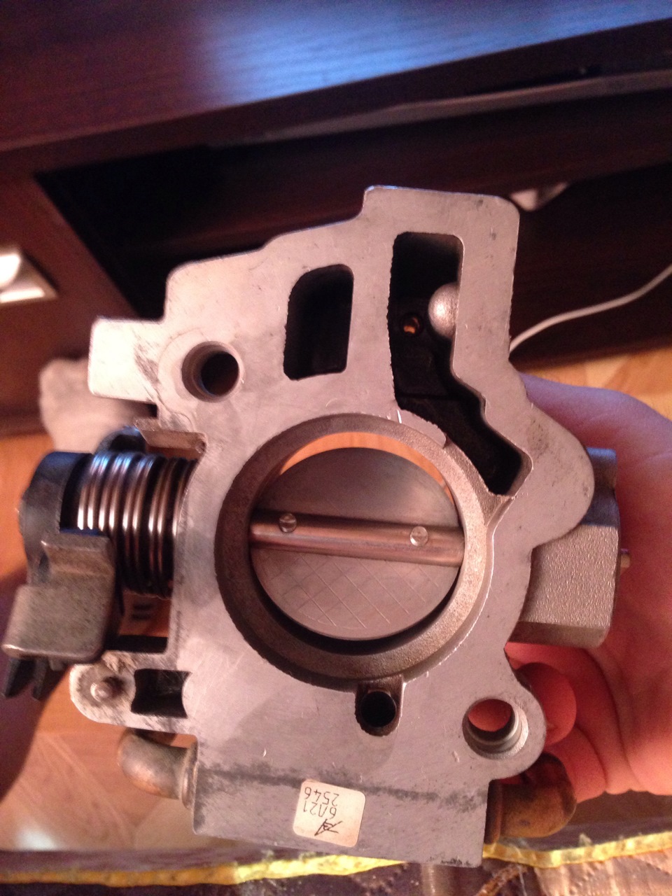 Чистка дросселя — Lada 2114, 1,5 л, 2007 года | своими руками | DRIVE2