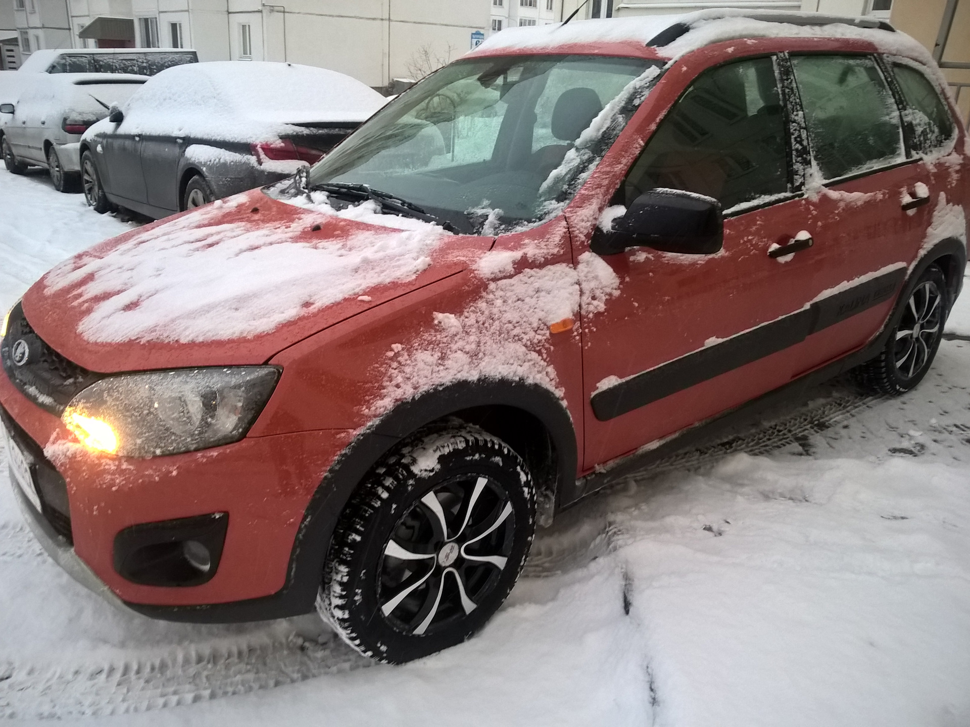 Робот отжигает! 🚙⚡🔥 — Lada Kalina Cross, 1,6 л, 2016 года | наблюдение |  DRIVE2