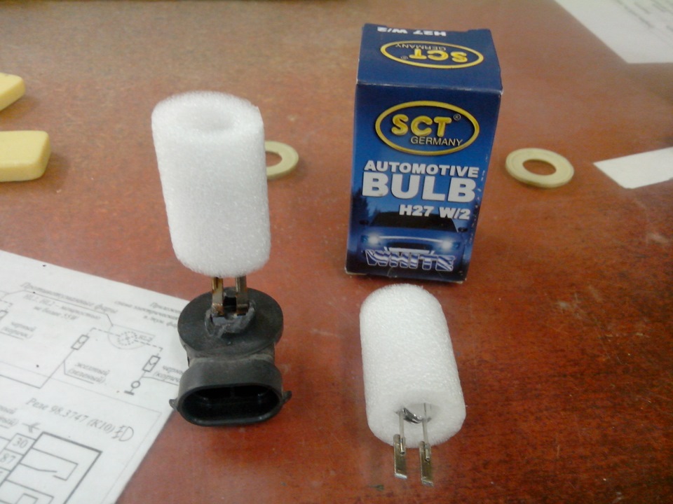 Установка галогенок в подсветку заднего хода — Hyundai Solaris, 1,6 л ...