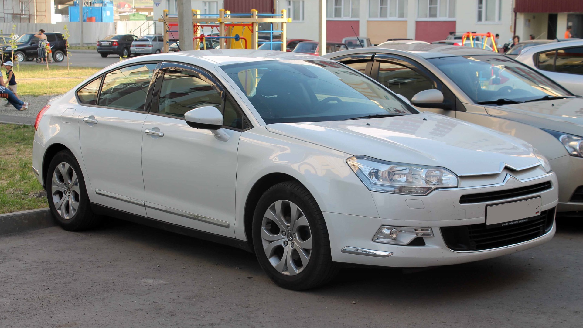 Ситроен в в новгороде. Ситроен с5 2010. Citroen c5 седан 2010. Ситроен с5 2010г. Citroen c5 1.6 at, 2010.