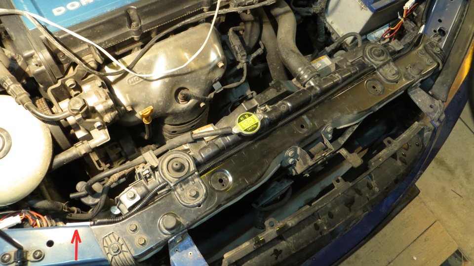 Подсветка под капотом (подсветка двигателя) — Hyundai Elantra (3G), 1,6 ...