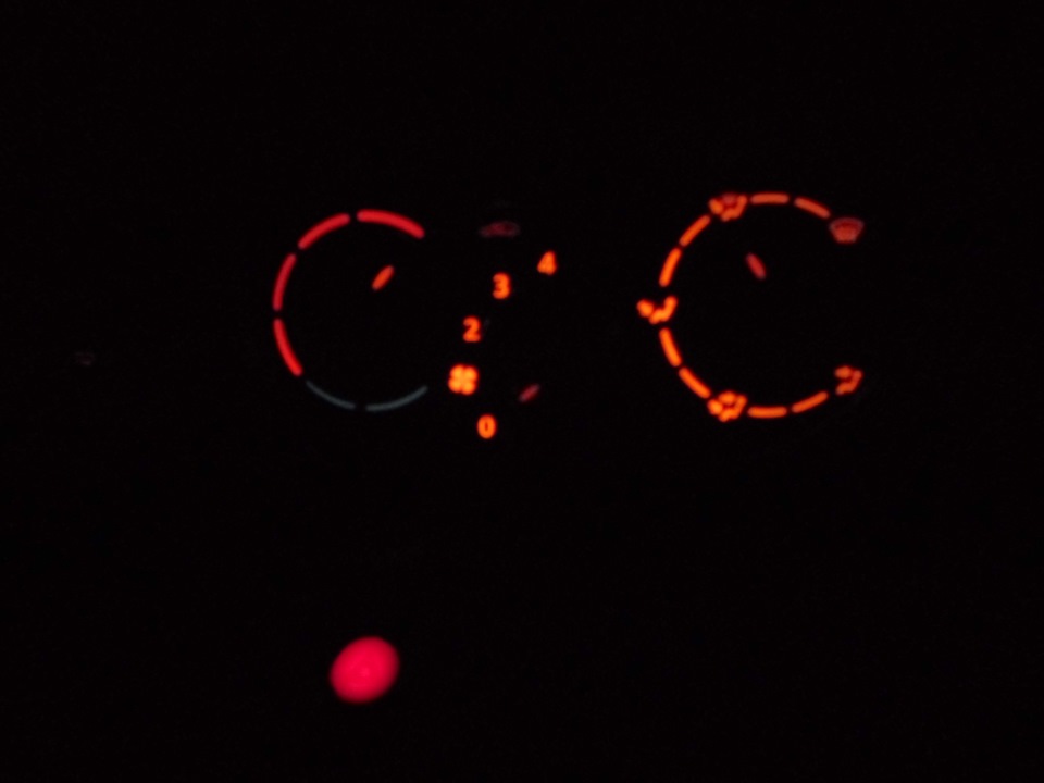 Замена лампочек подсветки регуляторов отопителя и лампочка в ...