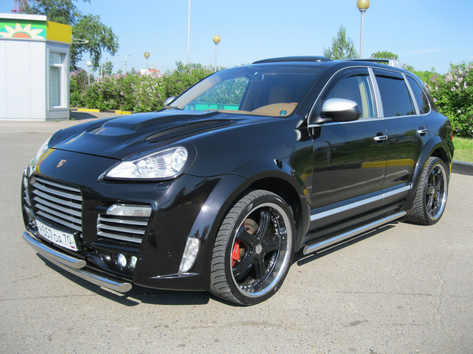 Porsche Cayenne Magnum