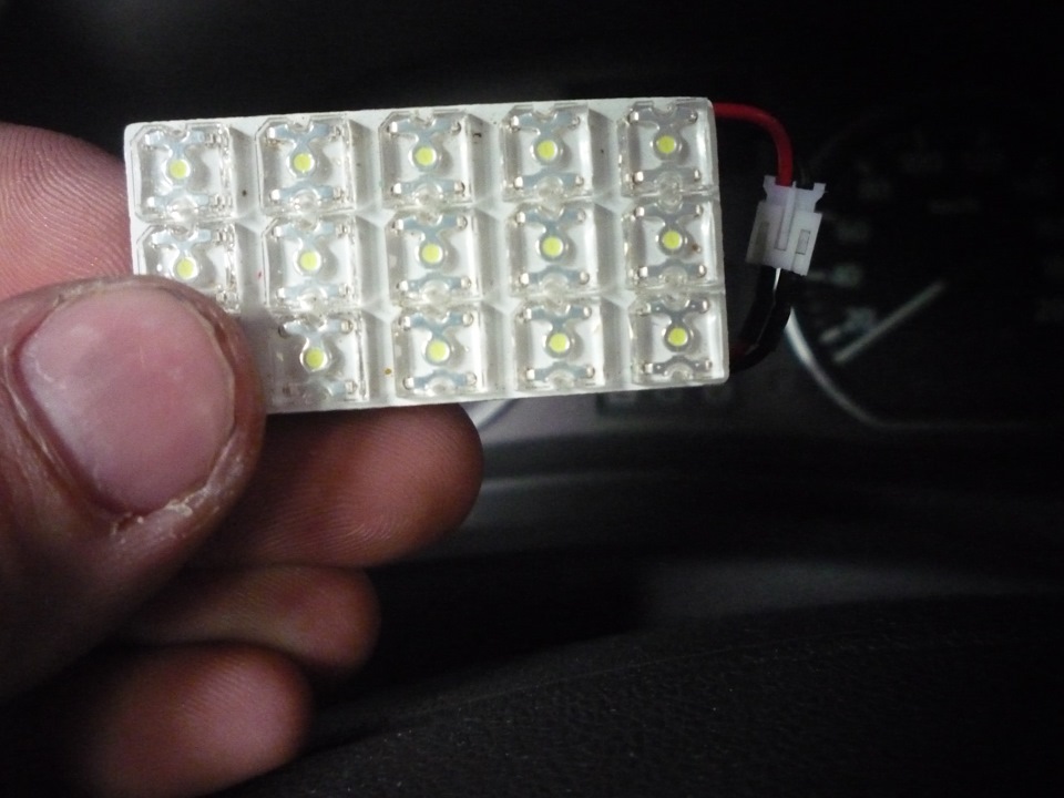 освещение салона — Renault Sandero Stepway (1G), 1,6 л, 2012 года ...