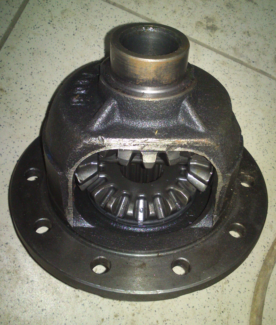 родной дифференциал — Isuzu VehiCross