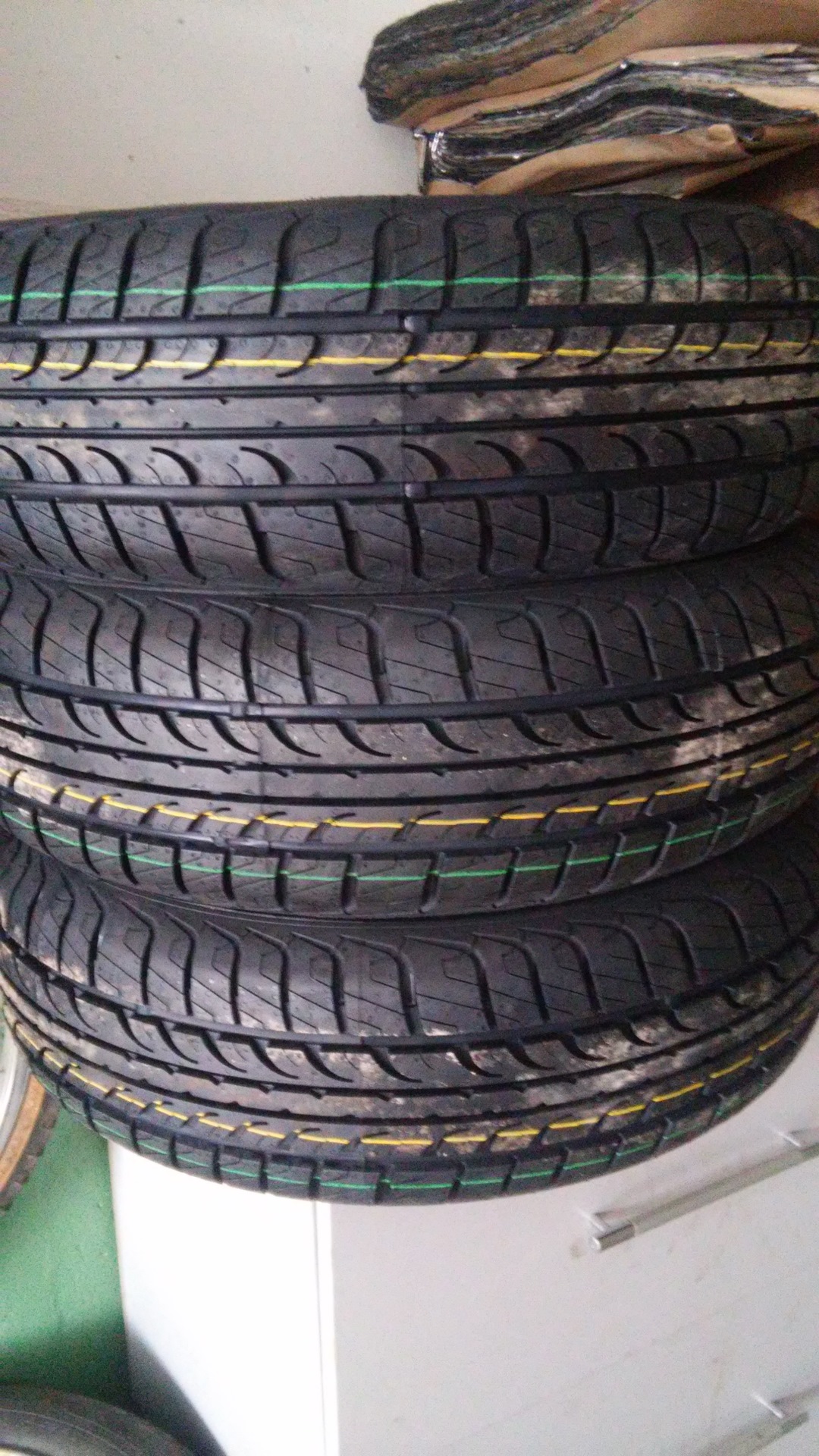 Кордиант комфорт 185 65. Cordiant Comfort 175/65 r14. Кордиант комфорт 2 175/65 r14. Резина Кордиант 175 65 r14. Колесо летние Кордиант 175 65 r14.