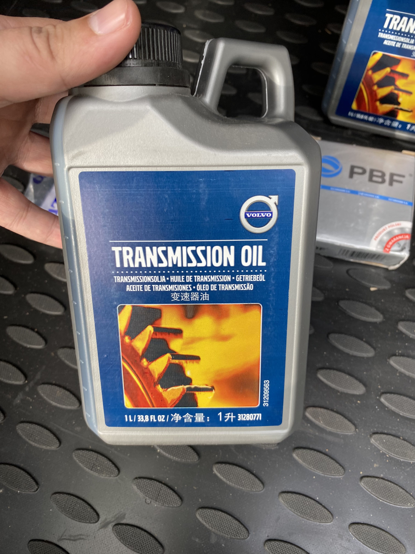 Масло для коробки автомат вольво s60. S60 какое масло. S60 какое масло. Масло в халдекс 5. Масло в кпп вольво s40 1.