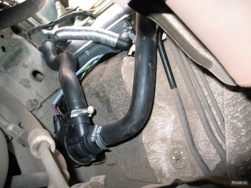 Подогреватель 220 двигателя форд фокус 2 1. 6. Предпусковой подогреватель двигателя форд фокус 2. Подогреватель двигателя 220в на форд фокус. Предпусковой подогреватель mondeo 3.