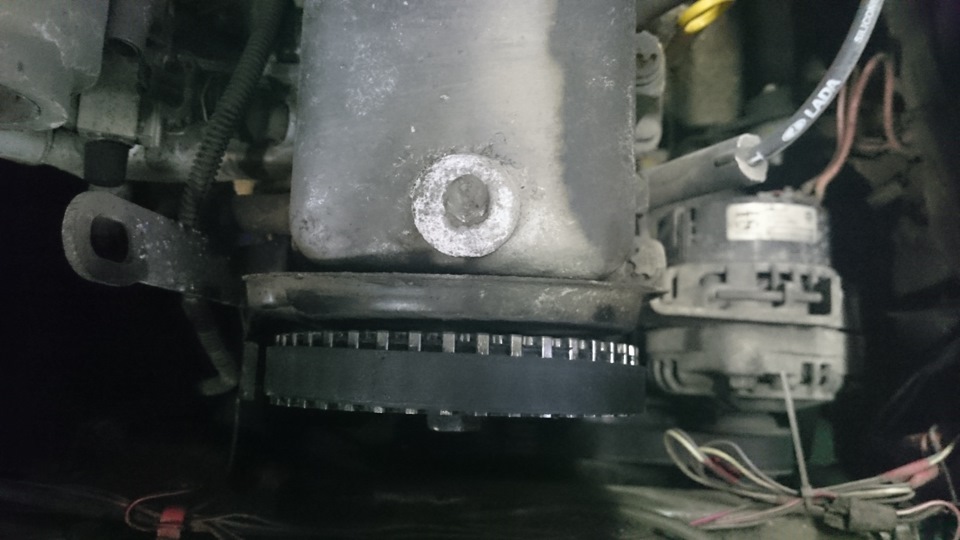 Жрет ремень ГРМ — Lada 21099, 1,5 л, 2003 года | плановое ТО | DRIVE2