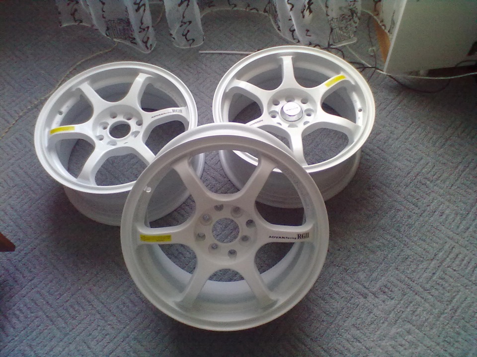 2 r16. Advan Racing rg2 r16. Advan Racing r16 rg2 4x100. Advan Racing r16 4x98. Диски Advan Racing r16 4x100 белые.