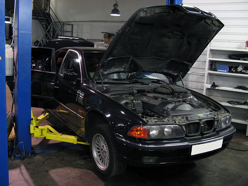 БМВ 5 Е39 Течь тормозной жидкости — Автоцентр ПИК на DRIVE2