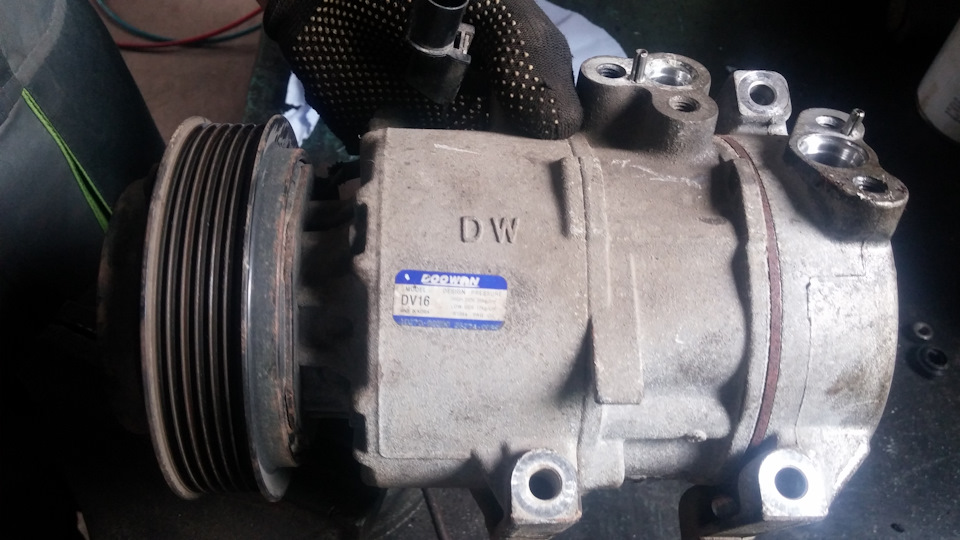 сам компрессор — KIA Sorento (2G)