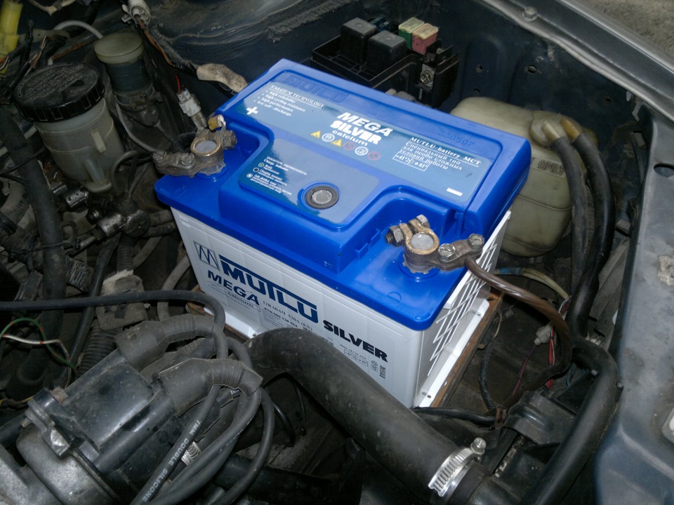 3 аккумулятор. Акб для сузуки свифт 2008. Акб сузуки свифт 2018г. Акб сузуки сх4. Suzuki swift 2008 1.