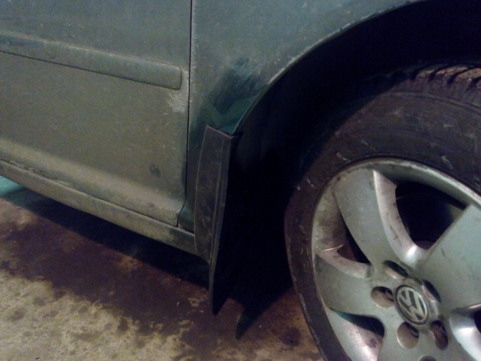 Поставил брызговики… — Volkswagen Jetta IV, 1,8 л, 2002 года ...