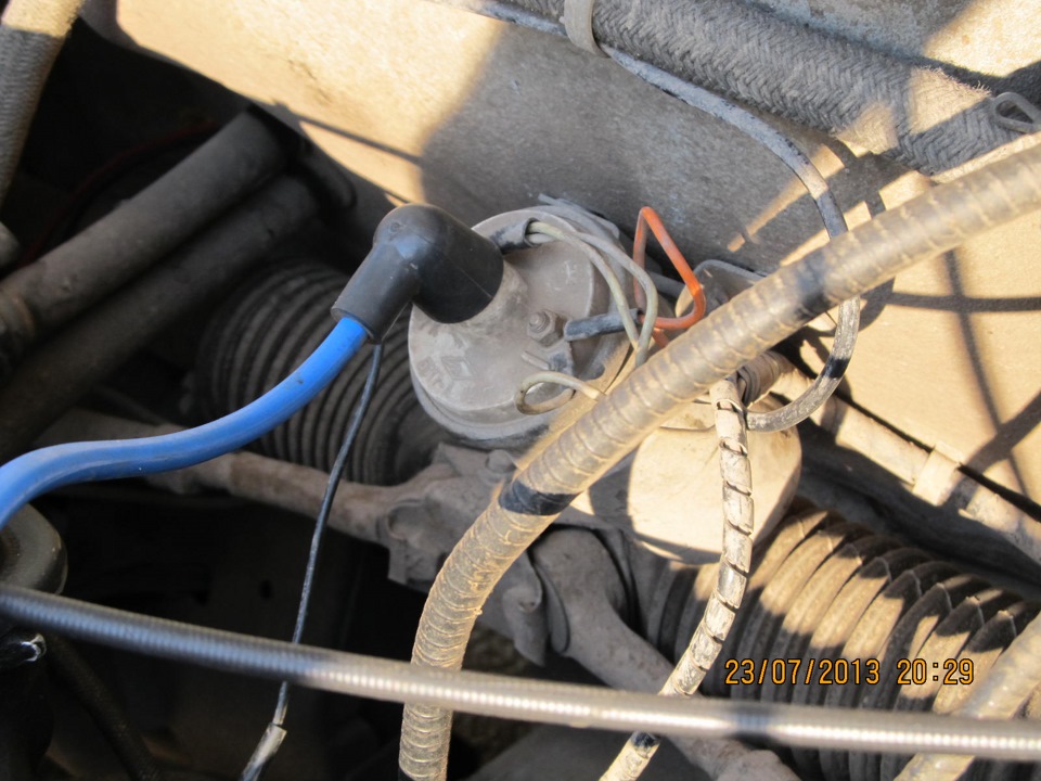 замена катушки зажигания — Москвич 2141, 1,6 л, 1997 года | своими ...