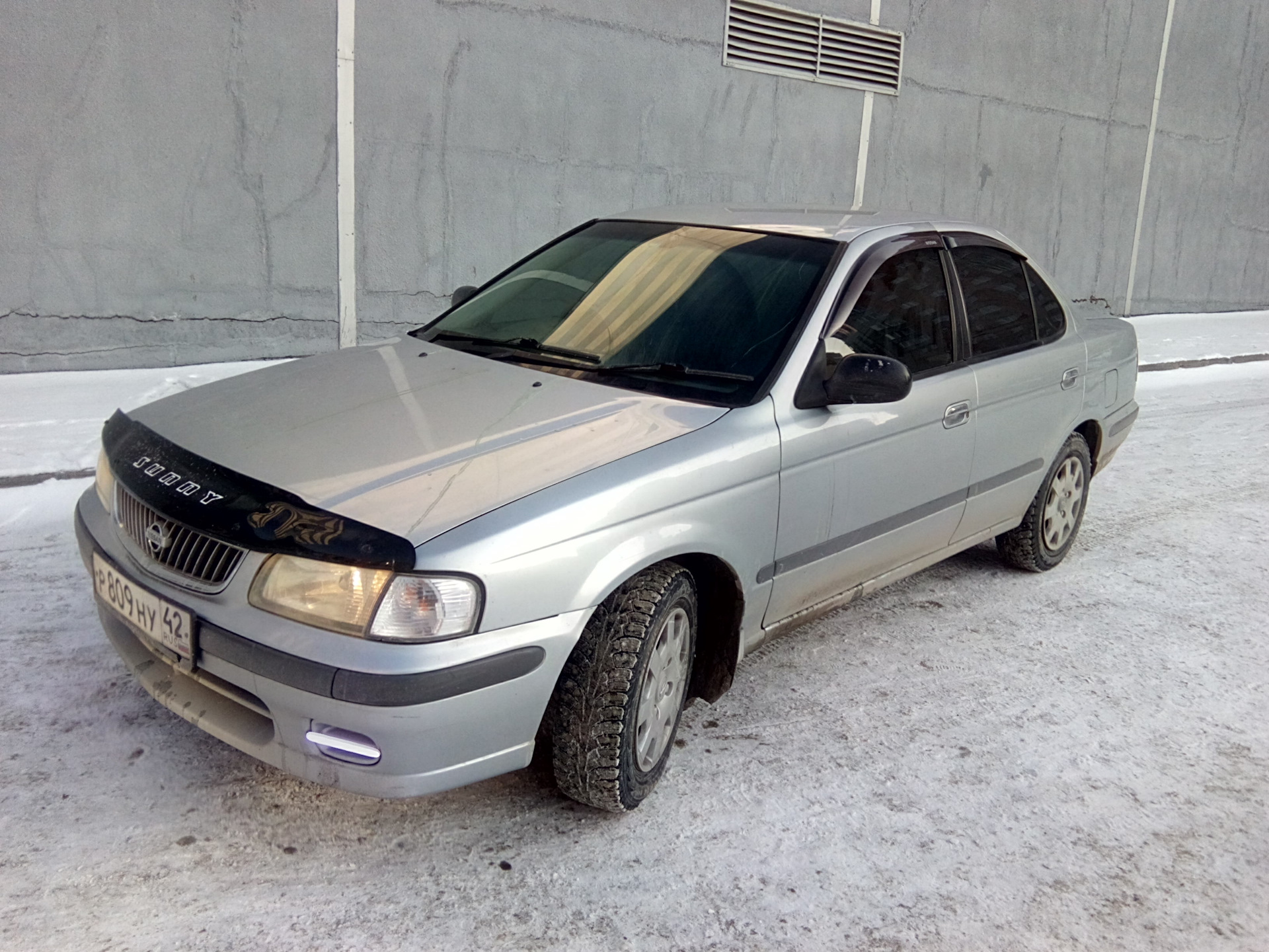 Nissan sunny fb15