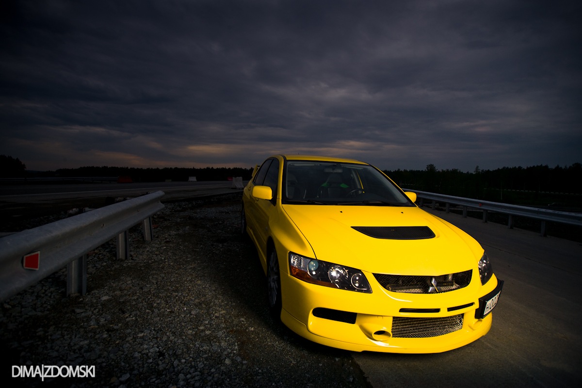 Lancer 9 Evolution Sunset