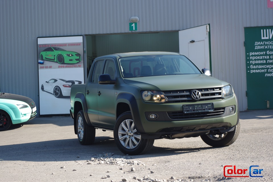 Volkswagen Amarok зелёный Раптор