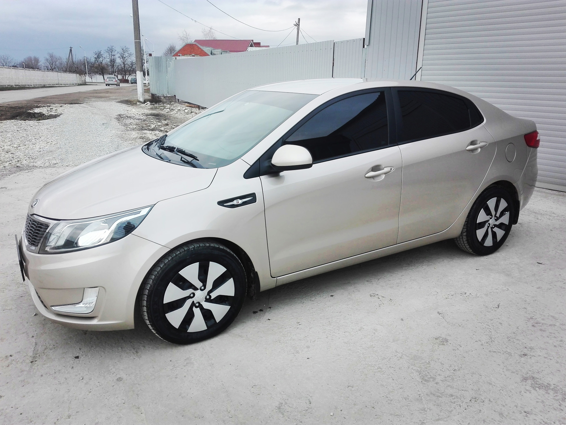 Kia Rio 3g