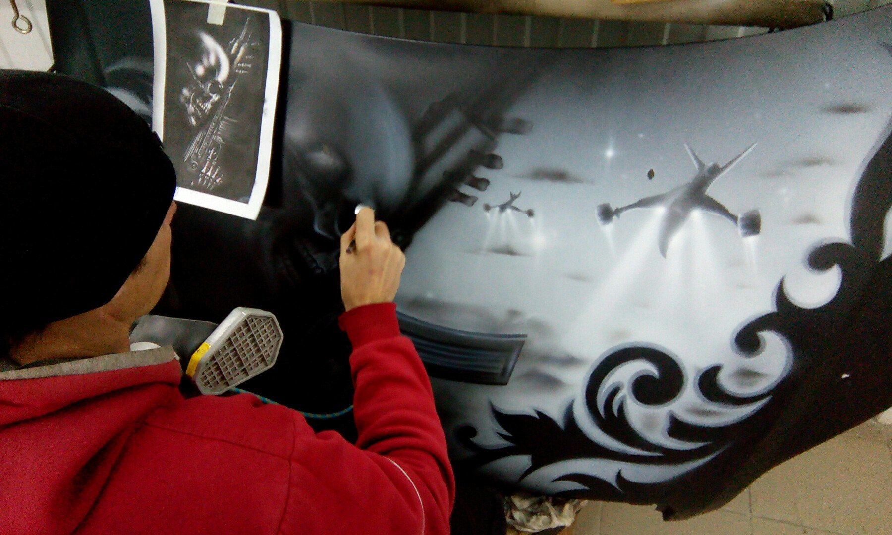 Обучение аэрографии. Обучение аэрографии. Школа аэрографии. Аэрограф на авто. Аэрография уроки приемы.