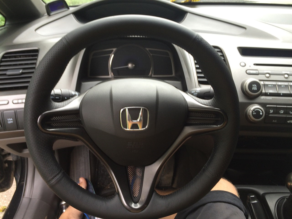 Как снять руль цивик 4д Руль в кожу - Honda Civic 4D (8G), 1,8 л, 2008 года аксессуары DRIVE2