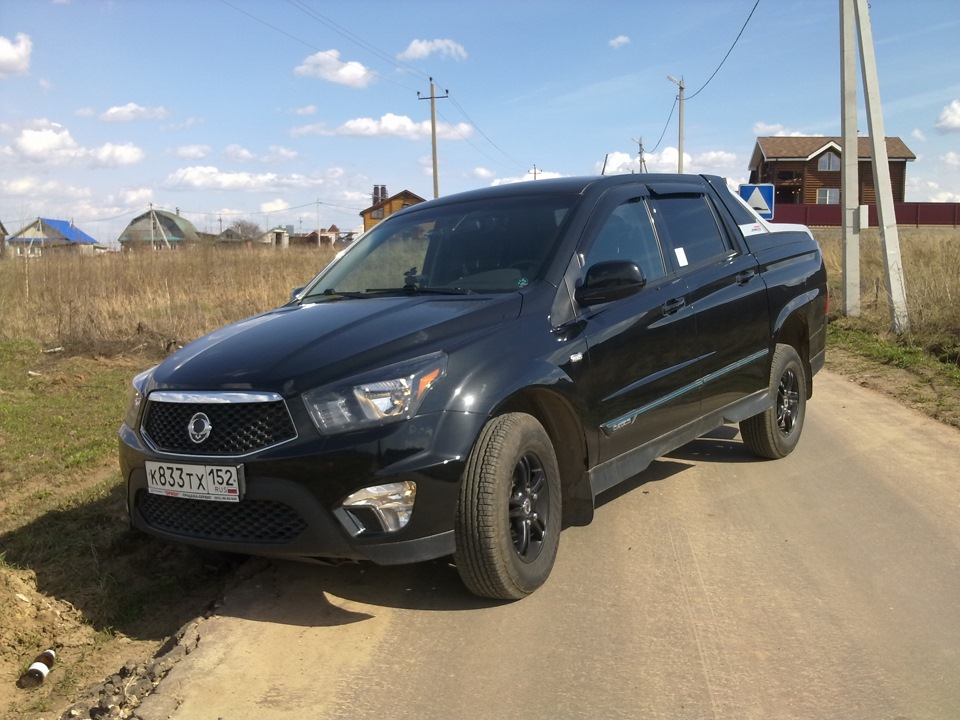 Саньенг актион полный привод. Саньенг Актион спорт 2. SSANGYONG Actyon Sport 2. Саньенг Актион спорт 2008. SSANGYONG Actyon Sports 2.0 дизель.