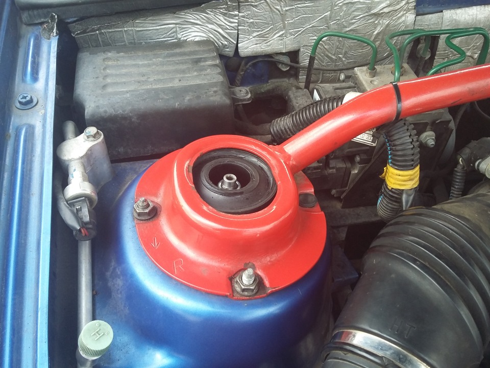 Опоры передних стоек от нубиры — Daewoo Lanos, 1,6 л, 2008 года ...