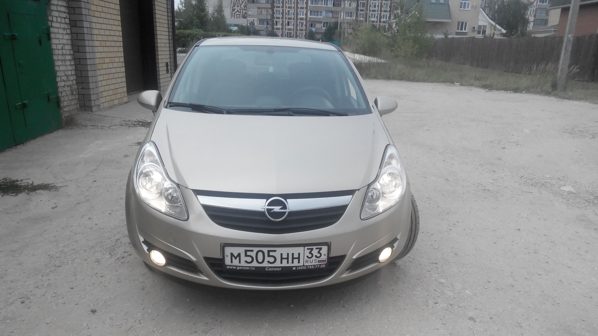 Опель корса 2008 масло. Opel Corsa, 2008 г.. Опель Корса синяя 2008. Opel Corsa 2008 цвета кузова. Опель Корса 2008 года фото багажник.