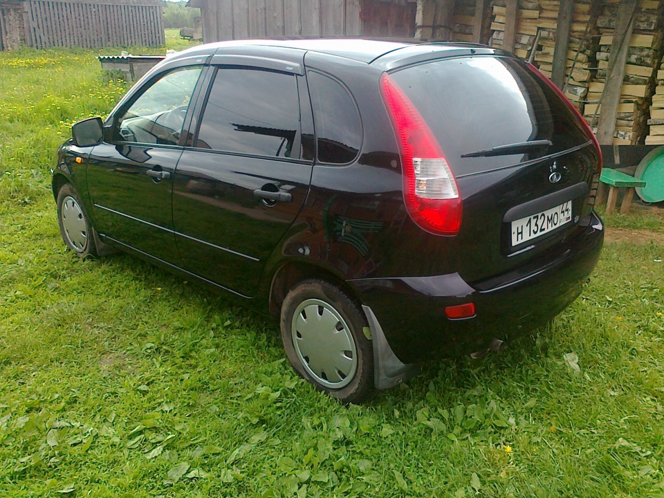 Решетка без ладьи и накладки на противотуманки в цвет — Lada Калина ...