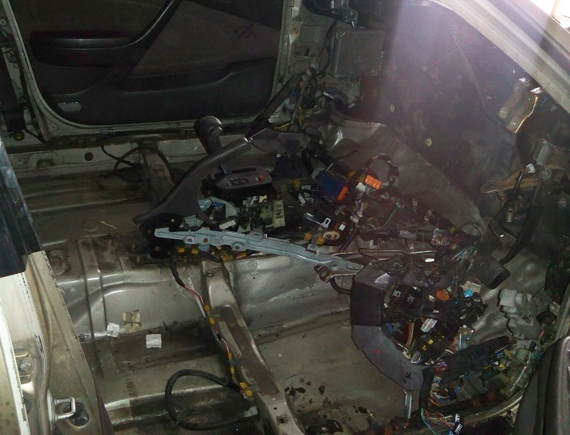 We disassemble pt 2 - Toyota Corona 18 L 1992