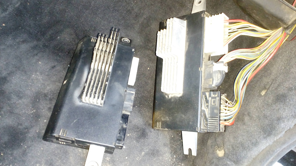 BMW Light Control Module (LCM) Removal - 2000-2006 X5 - YouTube