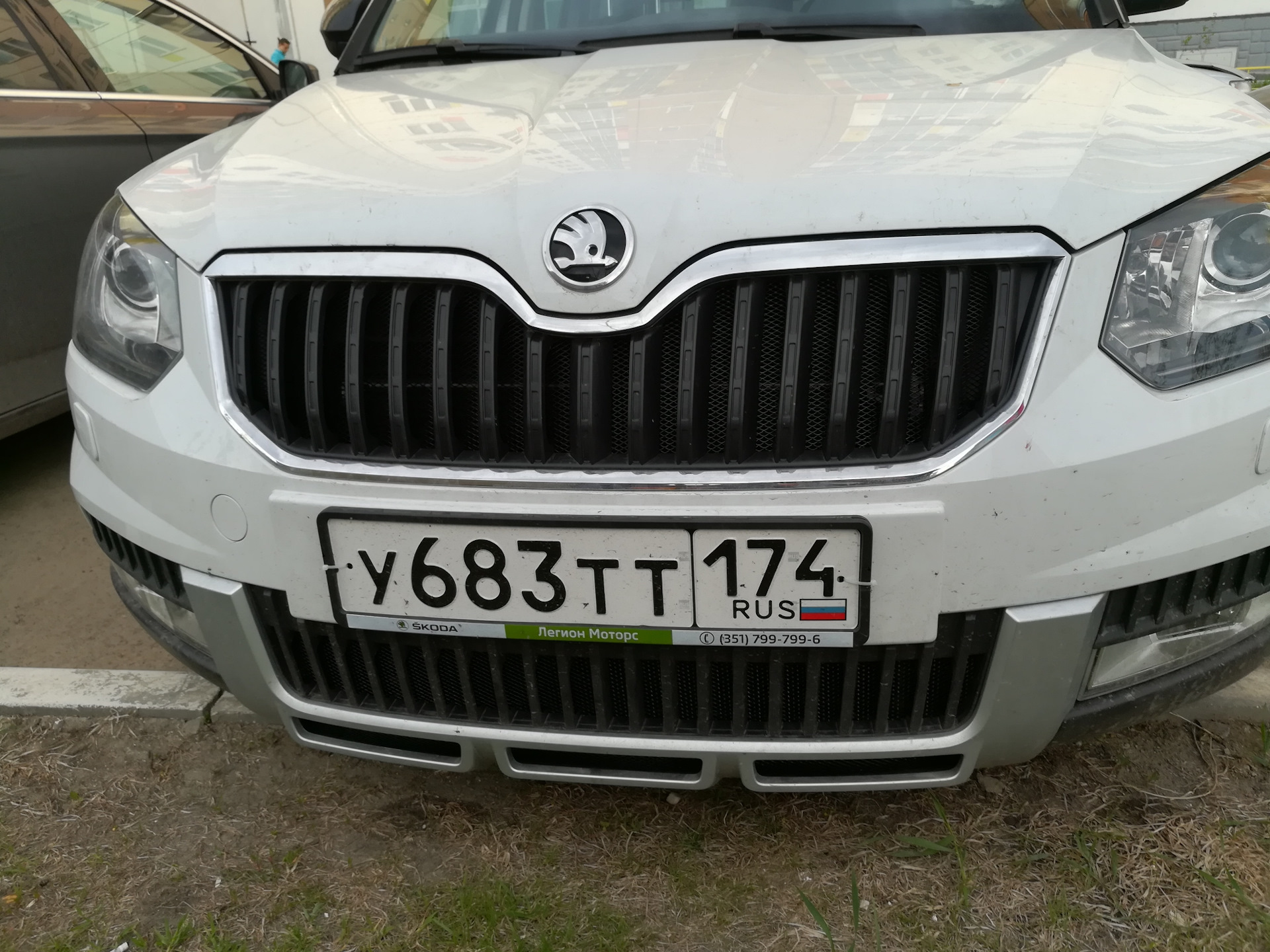 Решетка йети. Решетка бампера Skoda Yeti. Решетка радиатора Шкода Йети 2016.