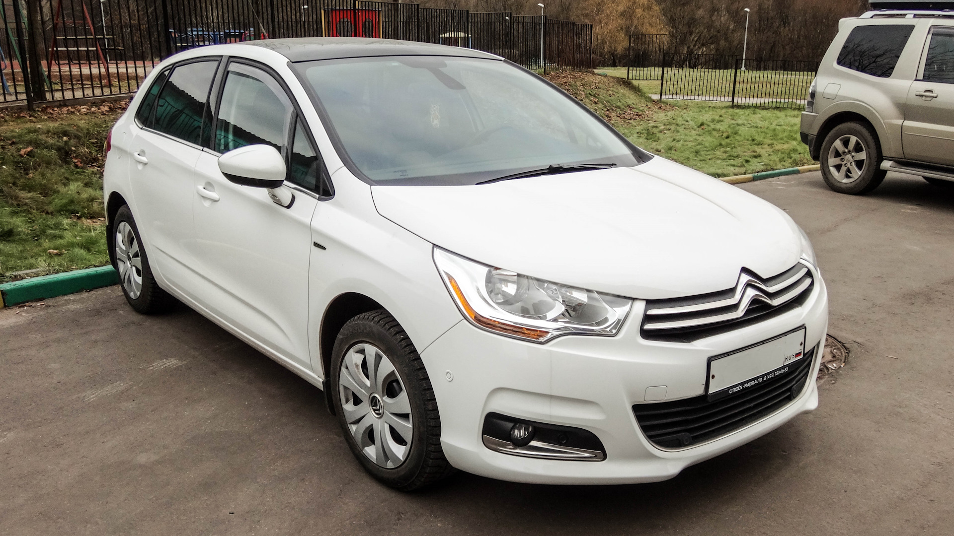 Citroen C4 (2G) 1.6 бензиновый 2013 | 1,6 АМТ Еxclusive на DRIVE2