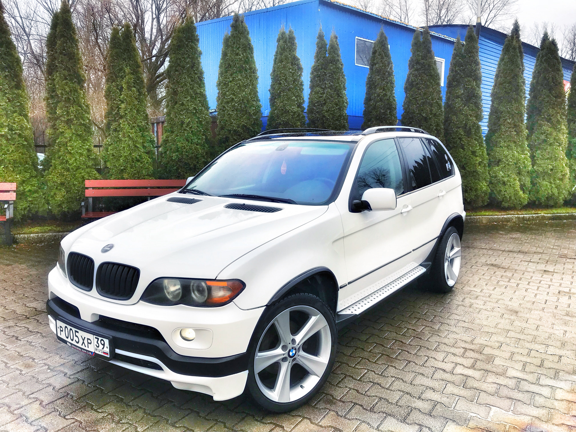 Bmw x5 2003. BMW x5 2004. BMW x5 e53 2004. BMW x5 White. BMW x5 белая.