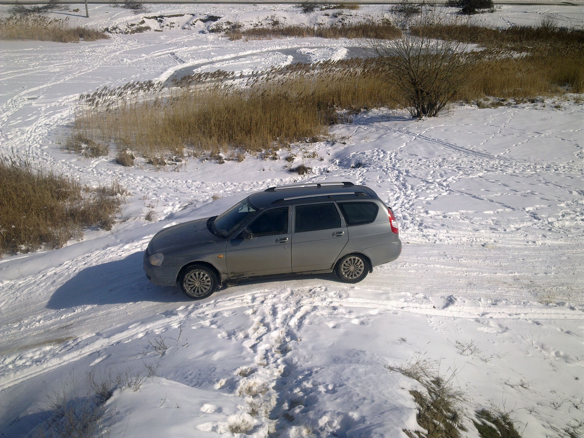 Lada Priora универсал на снегу