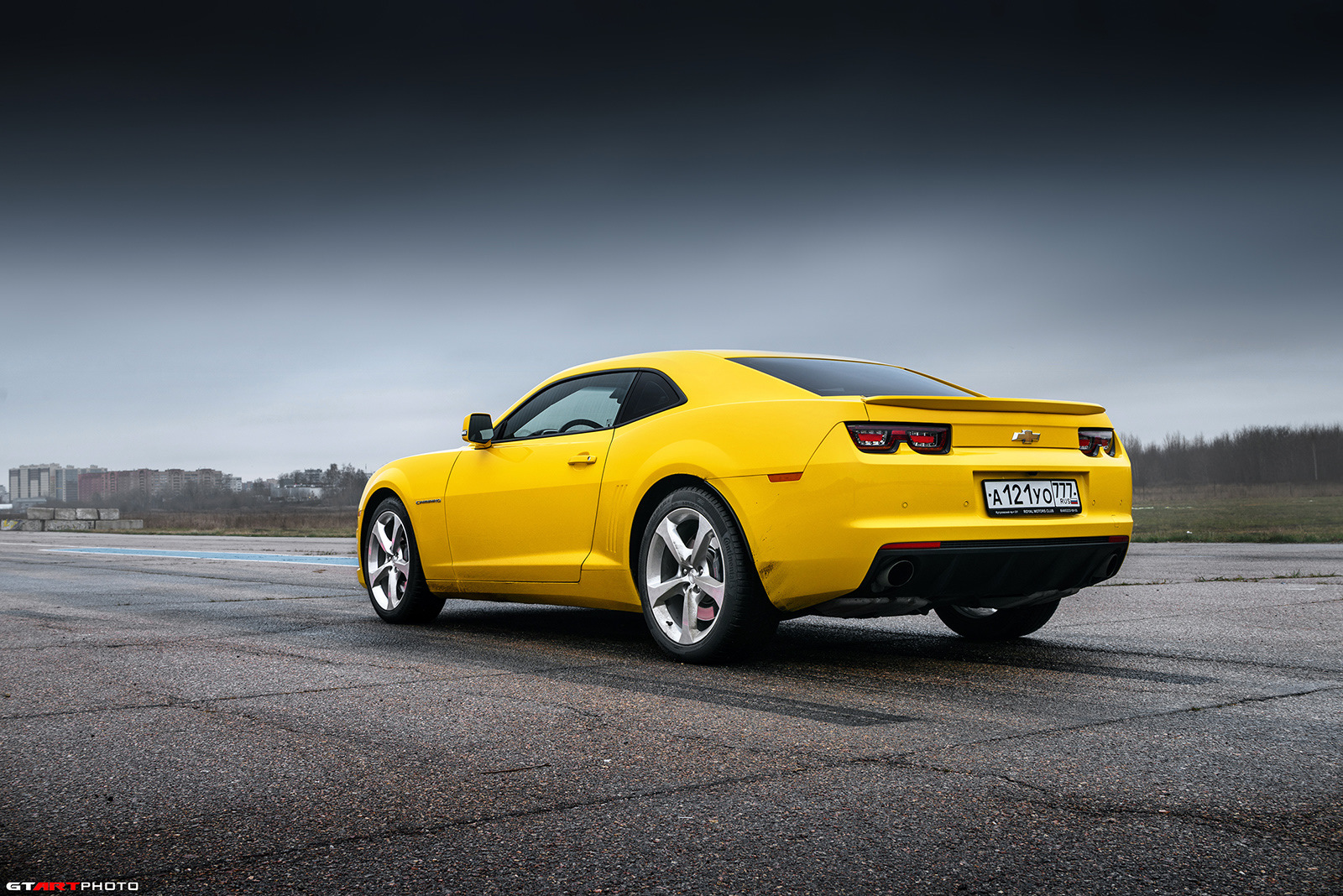 Chevrolet Camaro 2012 Р¶РµР»С‚С‹Р№ SS