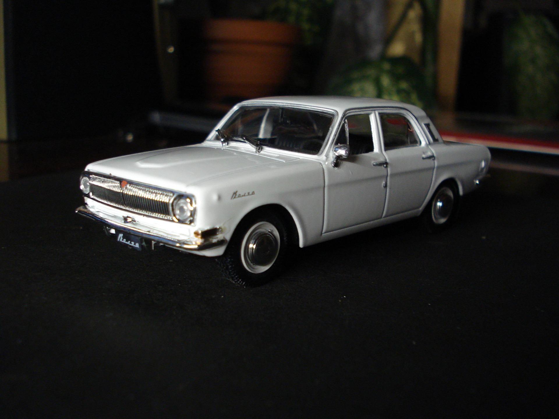 ГАЗ 24 (модель 1:43) — DRIVE2