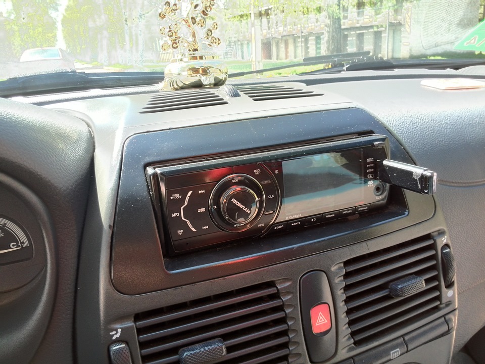 Фото музыки в моём авто — FIAT Brava, 1,6 л, 1996 года | автозвук | DRIVE2