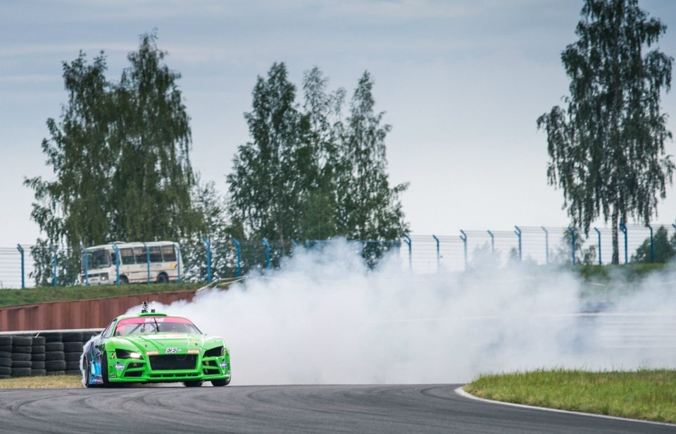 Фото в бортжурнале BMW 3 series Coupe (E46)