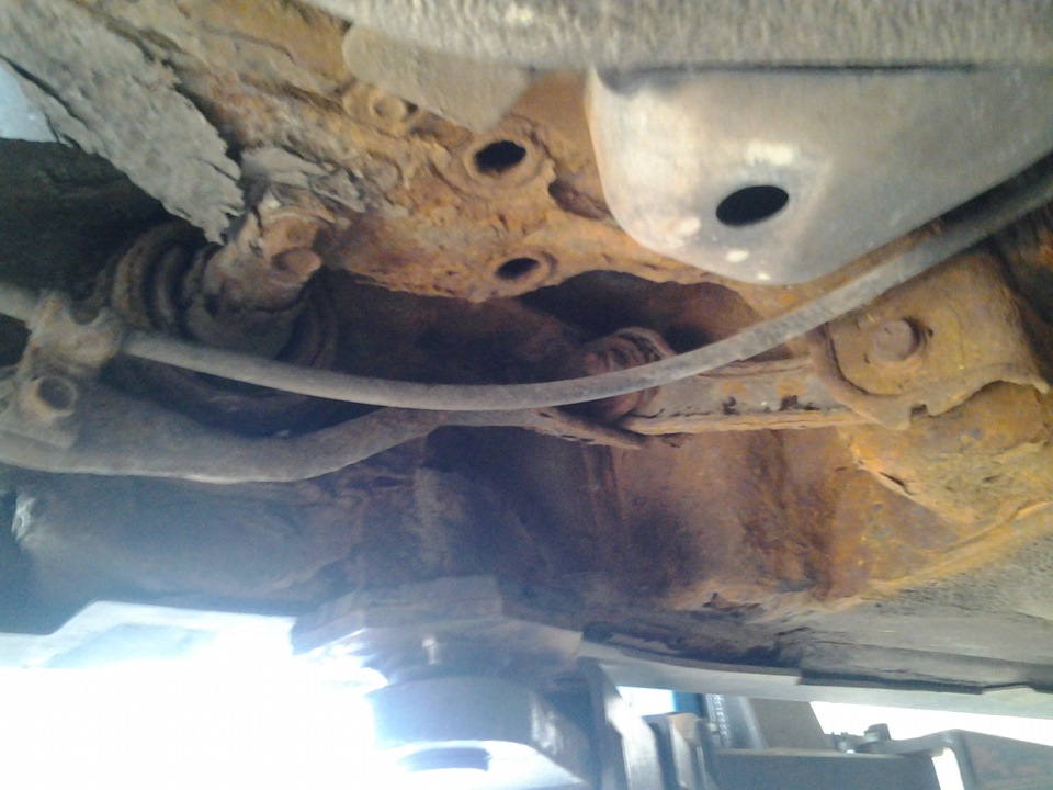 Днище дает о себе знать…Срочно нужен сварщик! — Honda Civic Hatchback ...