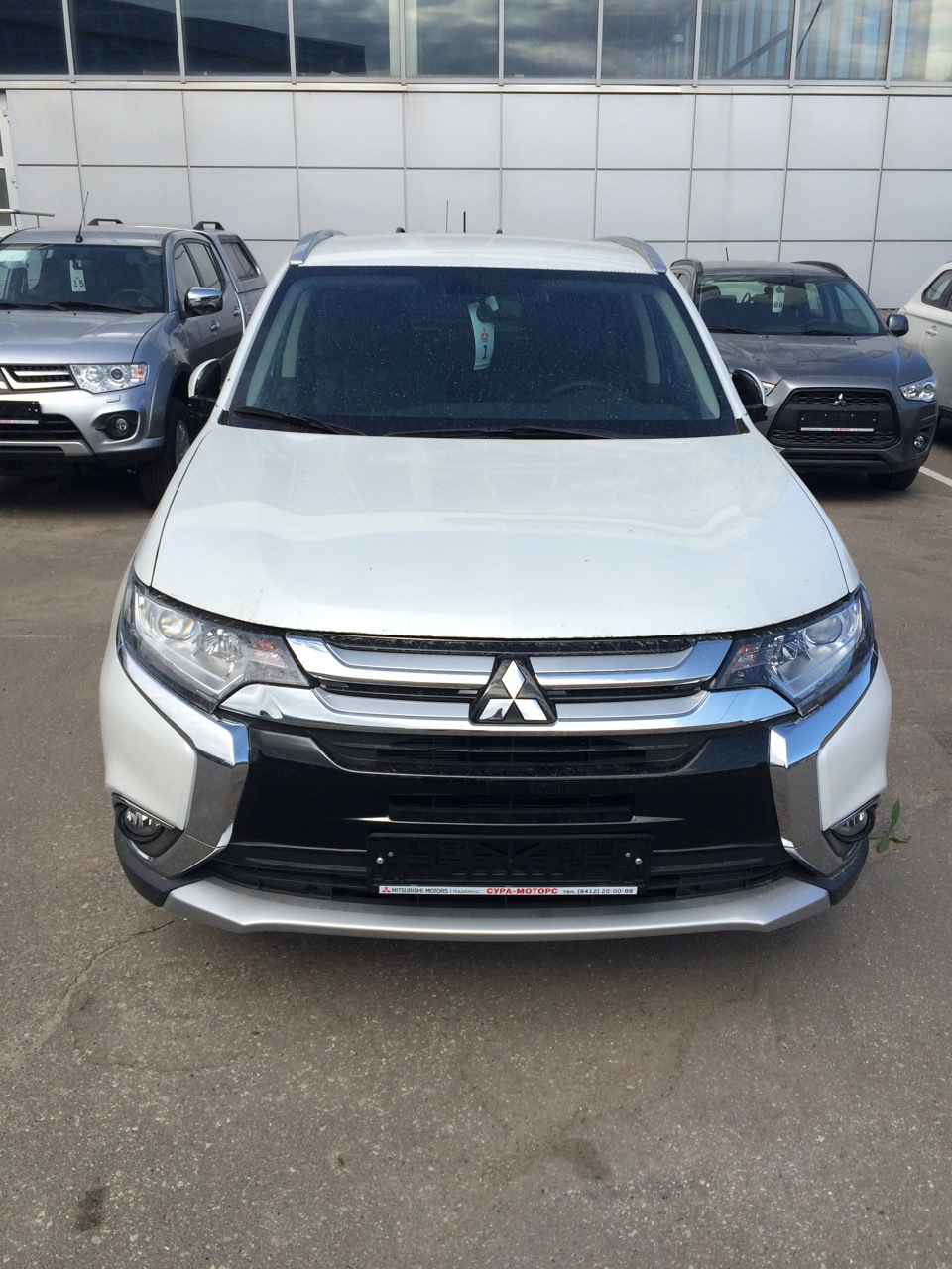 Выбор цвета — Mitsubishi Outlander (3G), 2 л, 2015 года | покупка машины |  DRIVE2